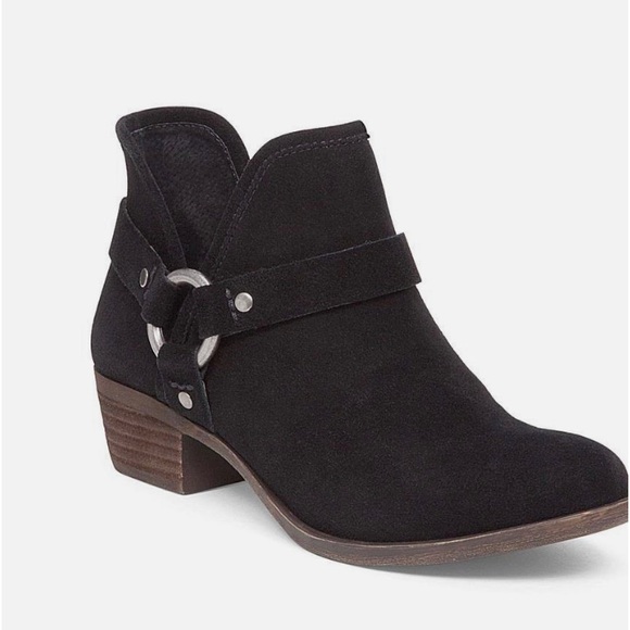 Lucky brand black Bashira ankle boots with cut out and block heel. Size 8M - Picture 9 of 9